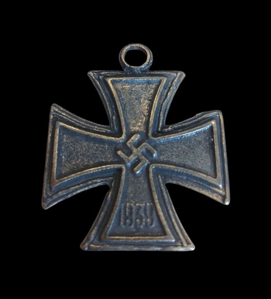4x4.5 cm. Ww2 Alman Üstün Cesaret Nişanı (Eisernes Kreuz)