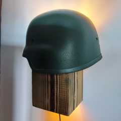 Yarım Balistik Miğfer Duvar Apliği