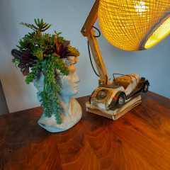 Klasik Araba Motifli Ahşap Abajur