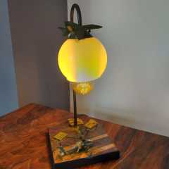 Modern Abajur Üzerinde Askeri Faaliyet