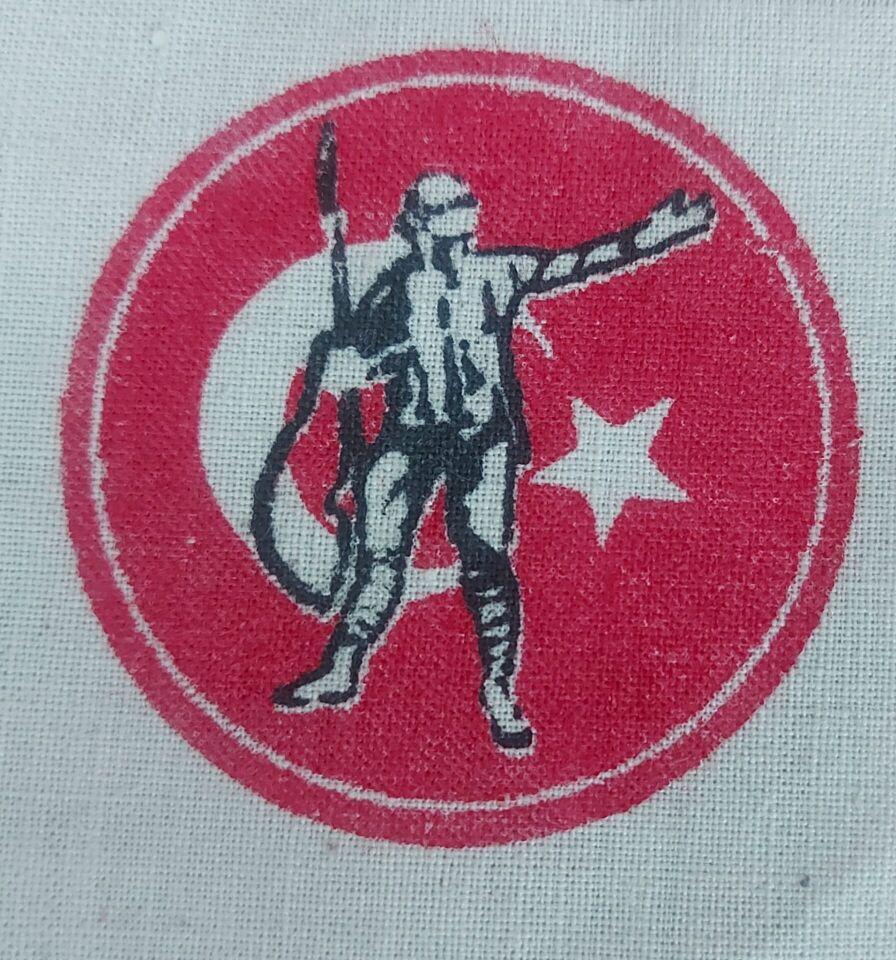 5cm. Çap Kıbrıs Savaşı Dönemi Kullanılmamış Askeri Peç (Keten Kumaş Üzerinde Baskı)