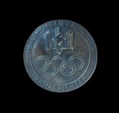 4.5 cm. Çap 1936 Berlin Olimpiyatları  (XI.Oliympiade Berlin 1936) Hakem Yaka Rozeti