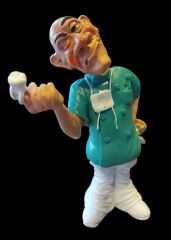15 cm. Karikatürize Diş Hekimi Biblo (Polyester Malzeme)