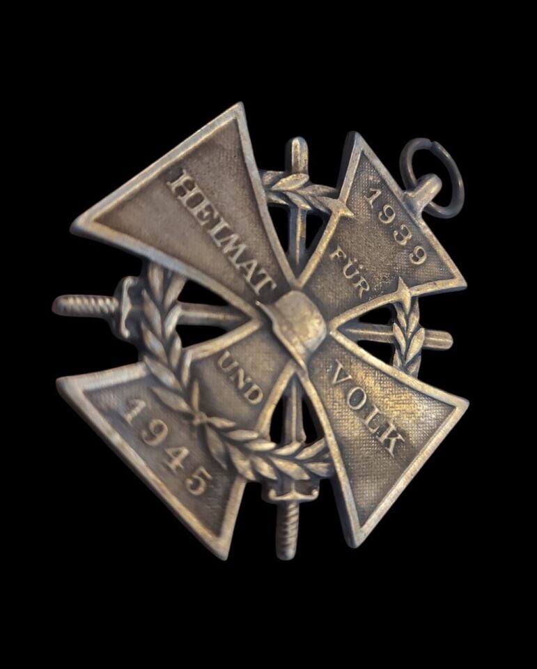 4x5 cm.  Ww2 Avusturya  Savaş Madalyası