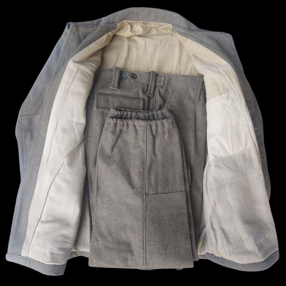 1988 KKK Sb. Dahili Elbise (Ceket-Pantalon)( M Beden )P.Ütğm.