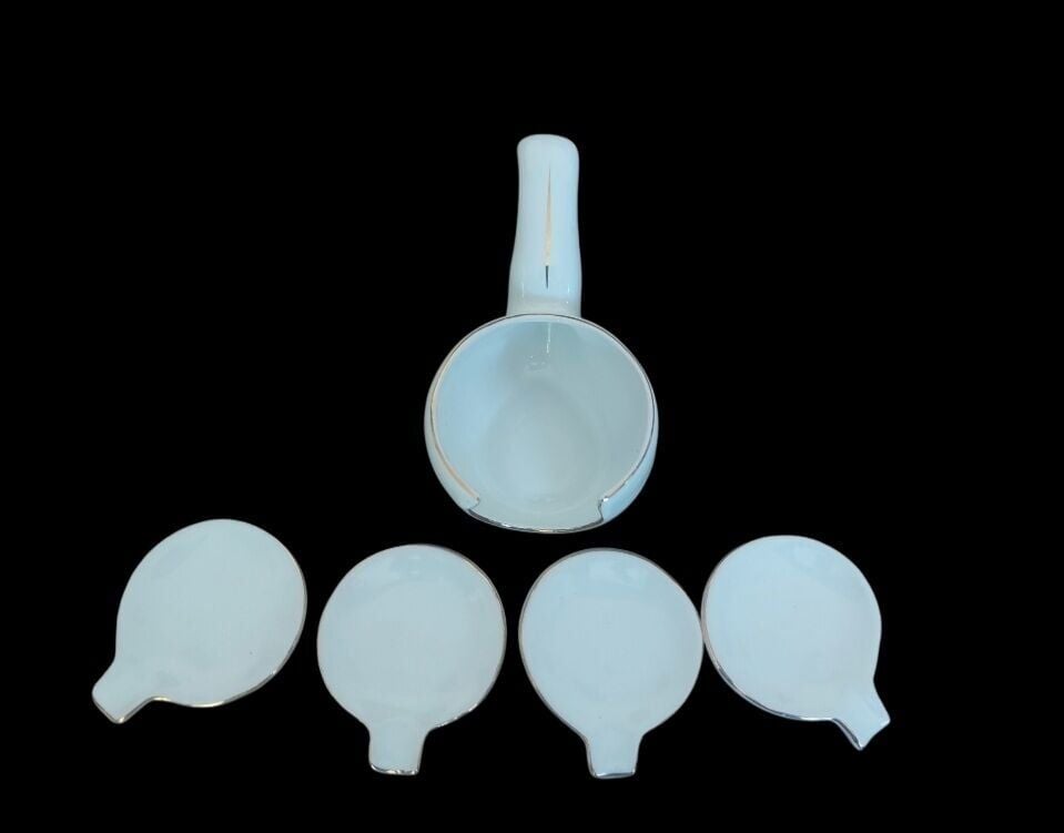 15x8 cm Porselen İçinde 4 Adet 8x7 cm Porselen Sunumluklar (Altın Varak Süslemeli)