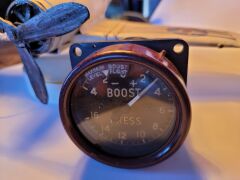 Kraliyet Uçağı Basınç Göstergesi