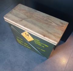47x22x38 cm Ahşap Kapaklı Metal Kutu