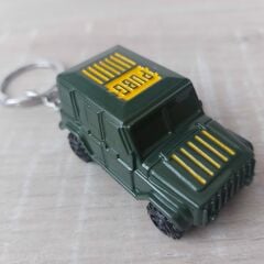 Askeri Araç Formunda Anahtarlık Modeli