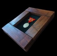 20x25x4 cm. Vintage Ahşap Duvar Çerçevesi Model-3 (İstiklal Madalyası İle Birlikte)