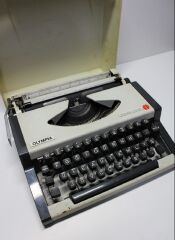 Olympia Traveller Çantalı Daktilo (Çalışır Durumda)