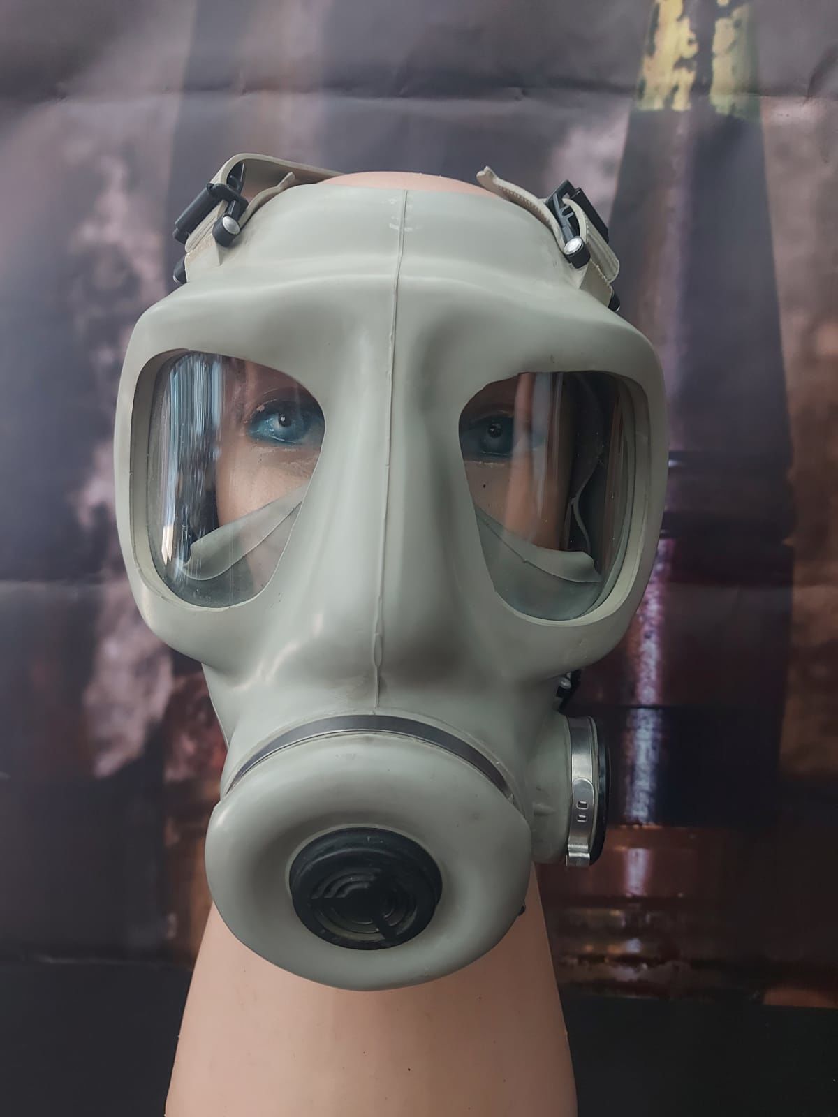 MKE Gri SR6 Gaz Maskesi+D12 KBRN Filtre