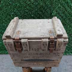 47x30x48 CM. Orjinal Ahşap Mühimmat Sandığı