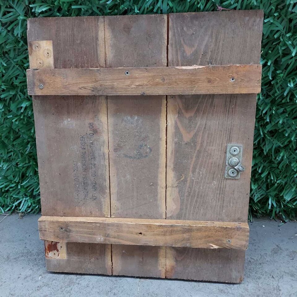 36x45x4 CM Orjinal Ahşap Mühimmat Sandığı Parçası