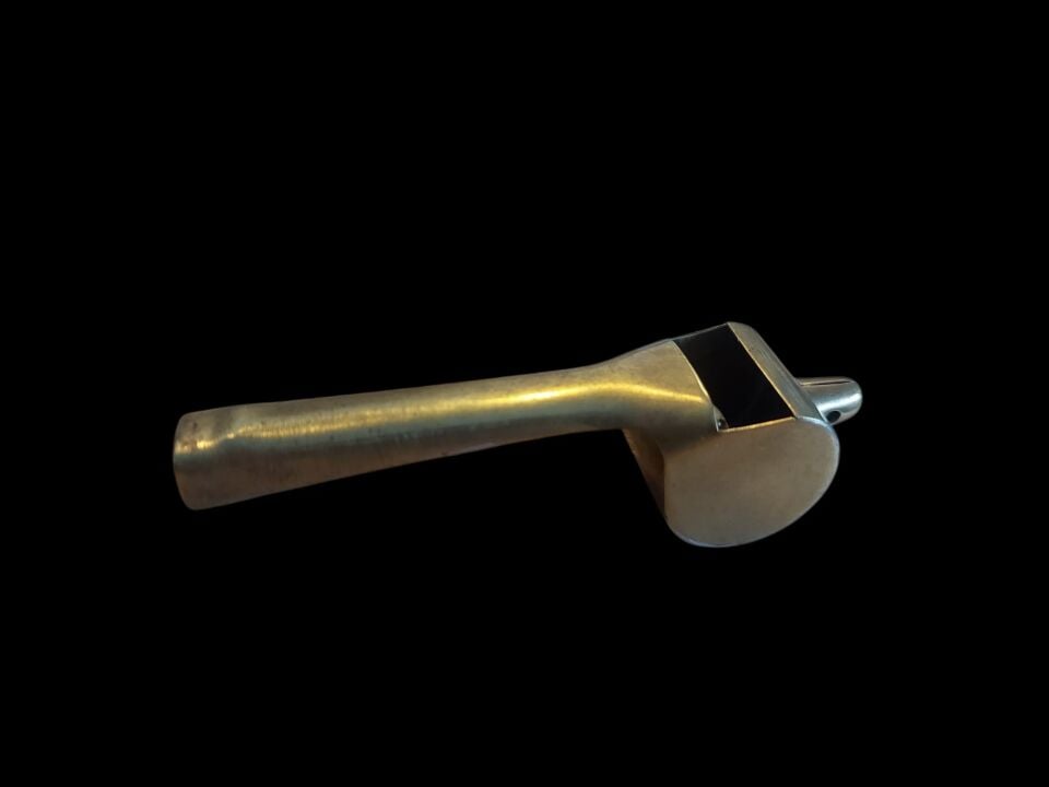 9 cm. Uzun Ağızlı Pirinç Düdük (1930-1960 Dönemi)