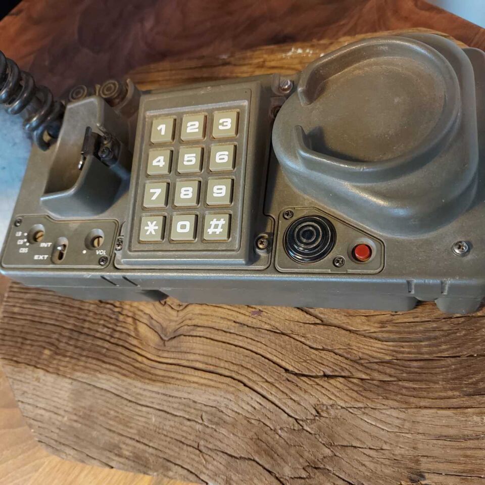 Askeri Telefon Aplik-Abajur Modeli