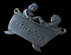 10x9 cm. Metal Malzeme Bath Room (Banyo) İşareti ( 2Adet Askı Delikli)