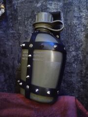 Dekoratif Deri Kılıflı Matara Modeli