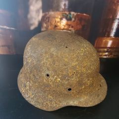 Ww2 Dekalli Kar Kamuflajlı Alman Relic Miğfer (Orjinal Ürün)