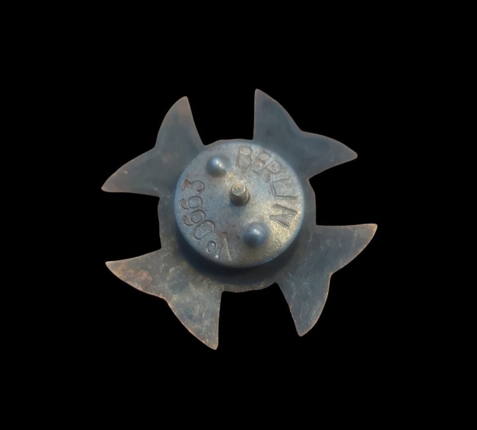 4.5x4.5 cm. 3. Reich Dönemi (1933-1945) Açık Turkuaz Mavi Renk Alman Malta Haç Mineli Nişan