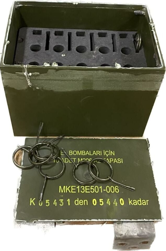 El Bmbası Pim Kutusu(10 Adet Pim İle Birlikte)