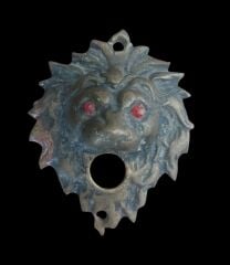 1950-1970l'li Yıllar Döküm  Bronz Malzemeden Aslan Başı Formunda  Kapı Tokmağı Kaidesi