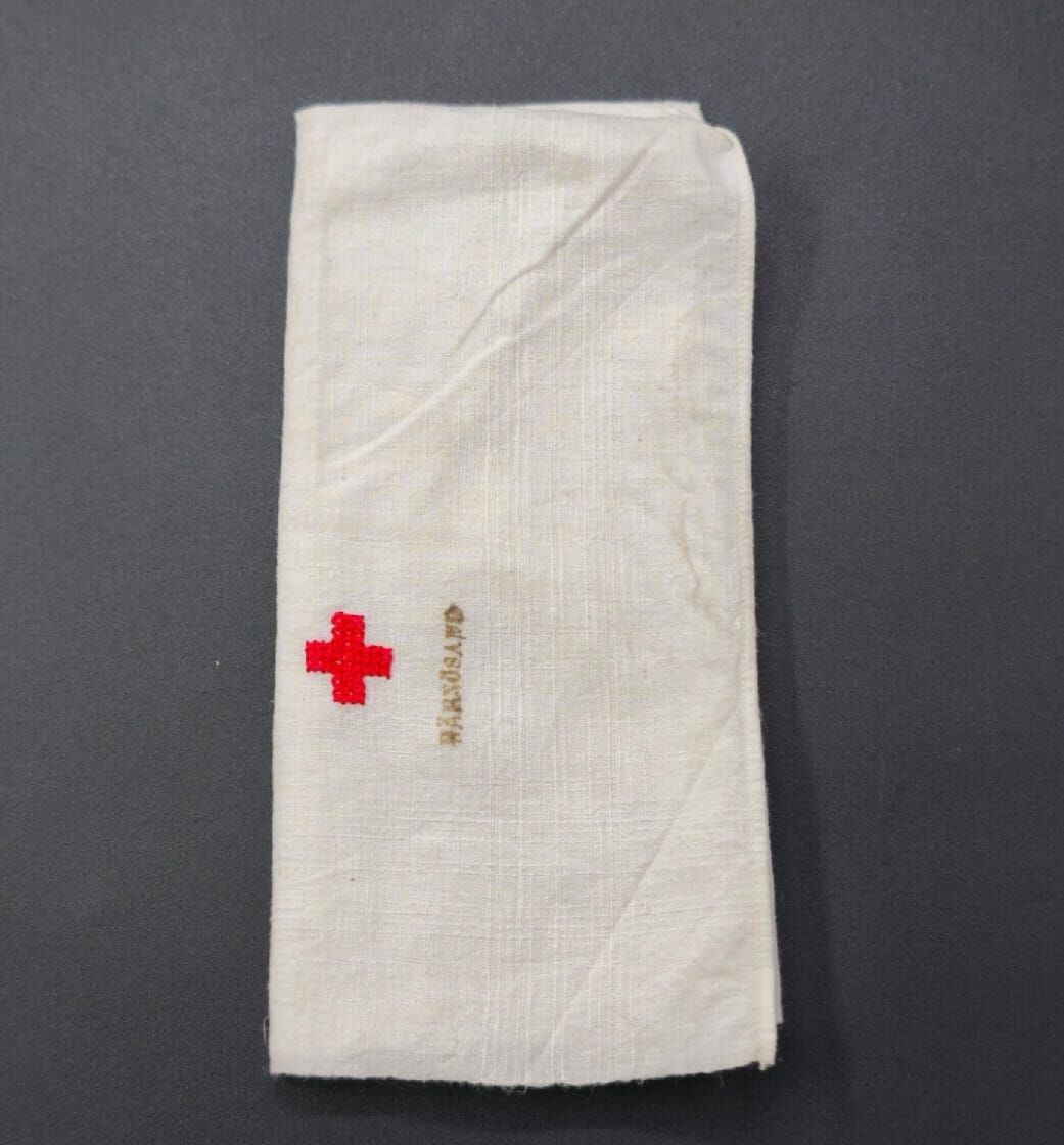 Ww2 (1940'lar) Beyaz Keten Üzerinde Nakışlı Vintage Mendil