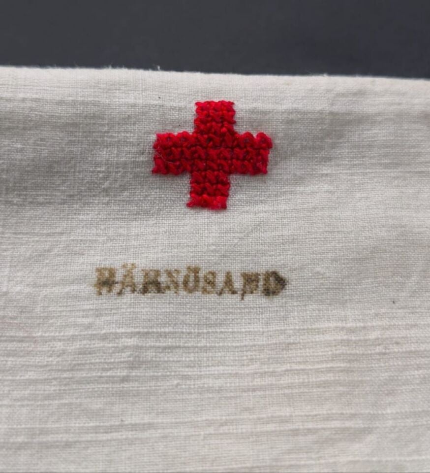 Ww2 (1940'lar) Beyaz Keten Üzerinde Nakışlı Vintage Mendil