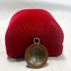 Osmanlı Dönemi Ay Yıldız Pirinç Kolye Ucu (Çap 2 cm.)