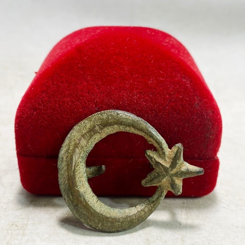 Erken Osmanlı Dönemi Ayyıldız Rozet (3cm Çap)