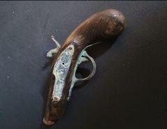 23 cm. Antika Çakaralmaz Tabanca