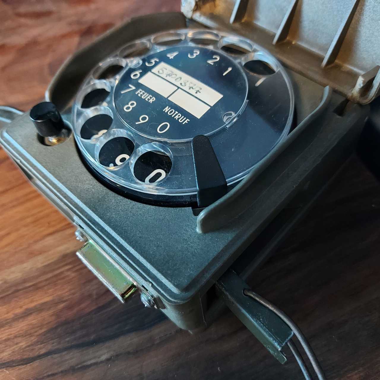 Sahra Telefonu Numara Terminali Alman