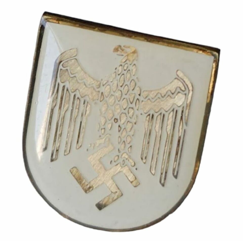 Alman Kartallı Akrilik Rozet(Beyaz)