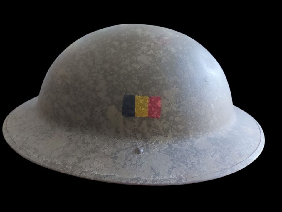 1949-1950 Soğuk Savaş Dönemi Belçika Mk II (Brodie Tipi) Çelik Miğfer (60 Numara)