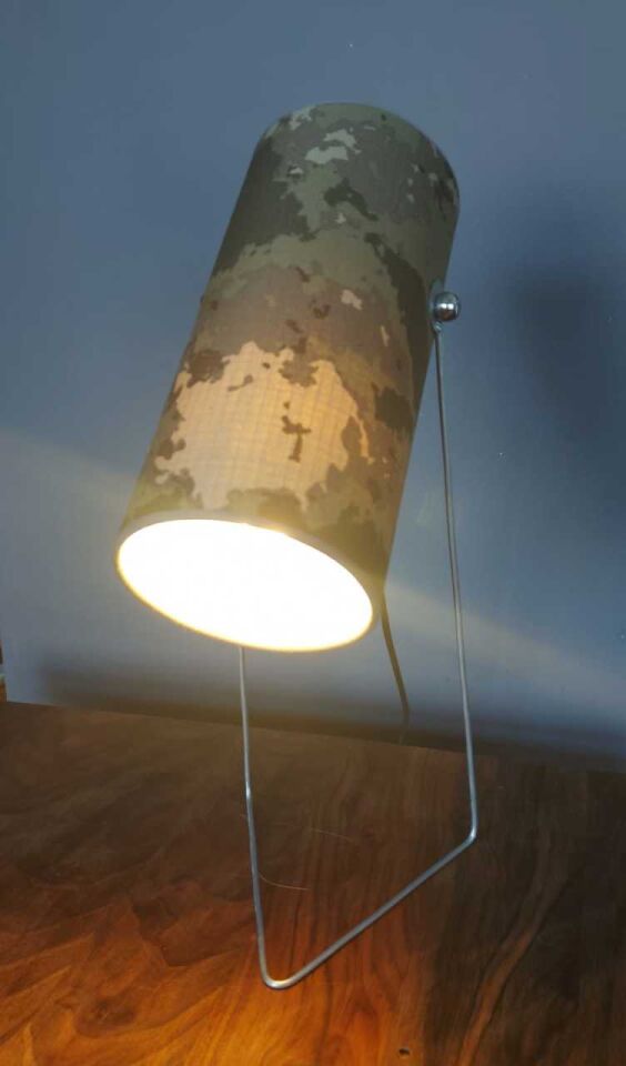 26X12 SilindirKamuflaj Kumaş Metal Ayaklı Masa Lambası