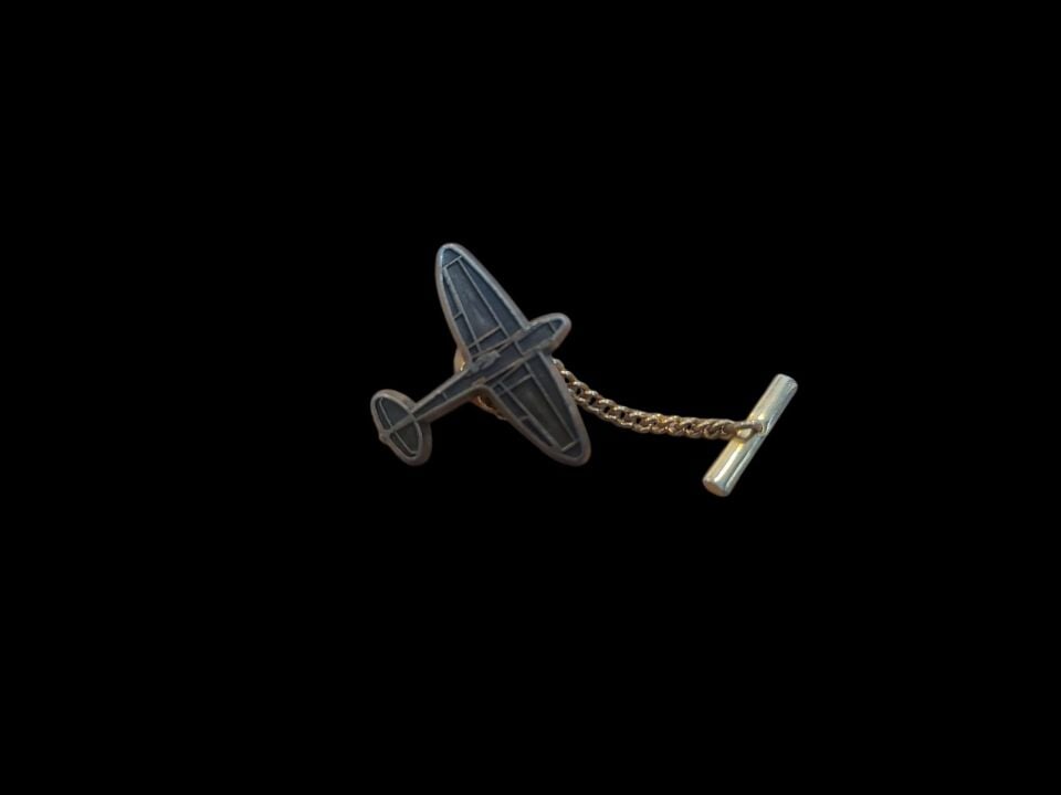 2.5x2 cm. Uçak Formunda Metal Kravat İğnesi