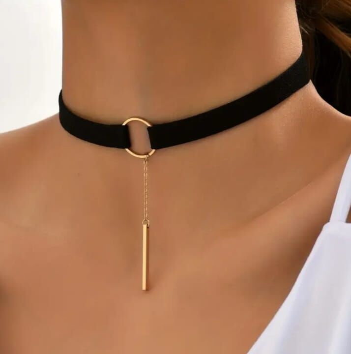 Donna Siyah Renk Süet Choker Kolye