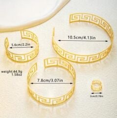 Donna Harikalar Diyarı Desenli 4 Parça Takı Seti