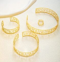 Donna Harikalar Diyarı Desenli 4 Parça Takı Seti