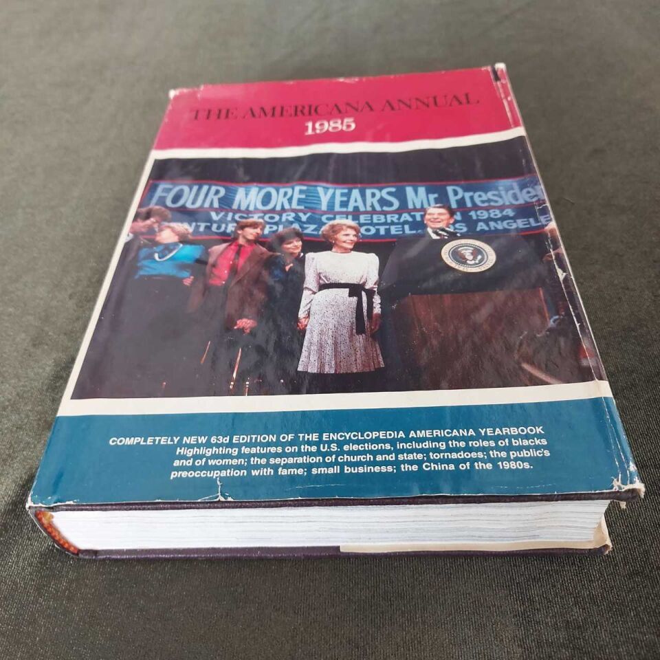 The Americana Annual 1985-İngilizce