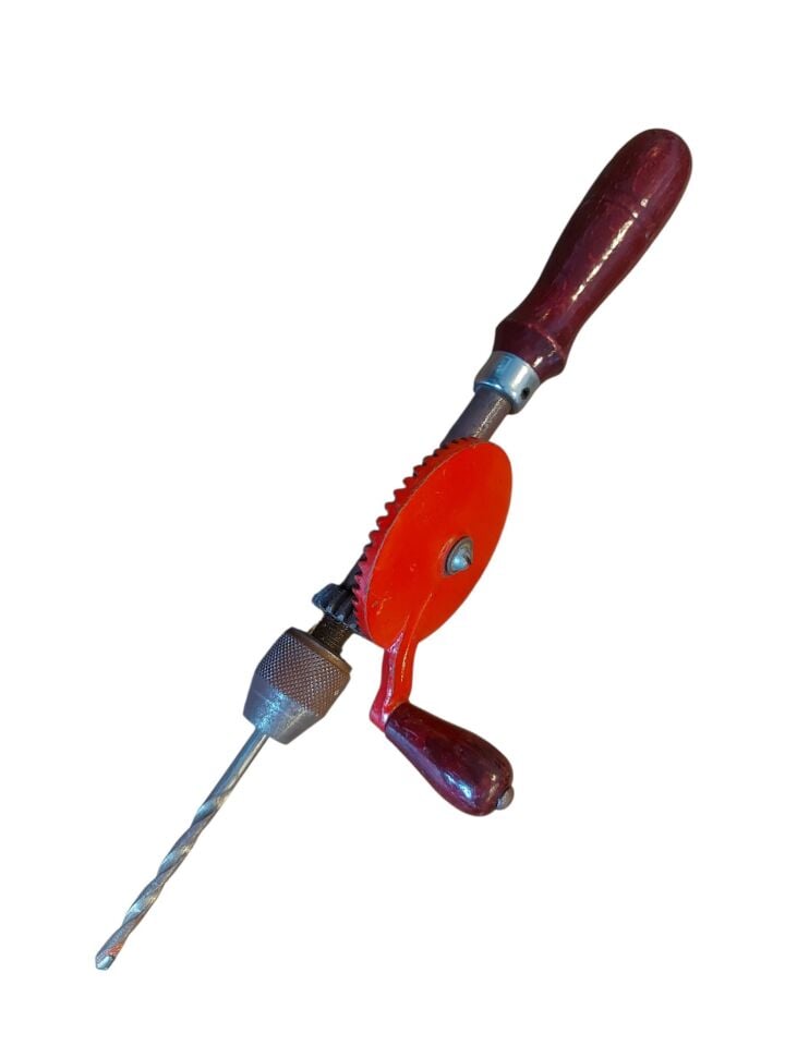 28 cm. Ahşap Saplı ve Tutmaçlı İtmeli Eski Dönem El Matkabı