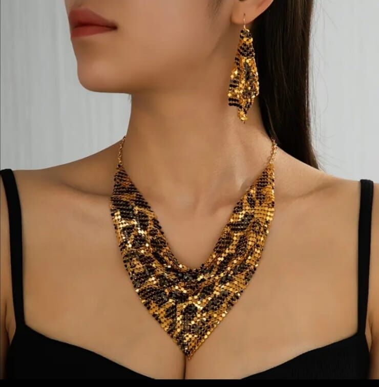 Donna Gold Leopar Payetli 3 Parça Bohem Kolye ve Küpe Seti