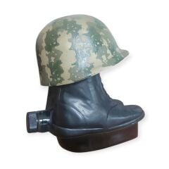 12x19x21 cm. Bot-Miğfer Motifli  Seramik Şişe