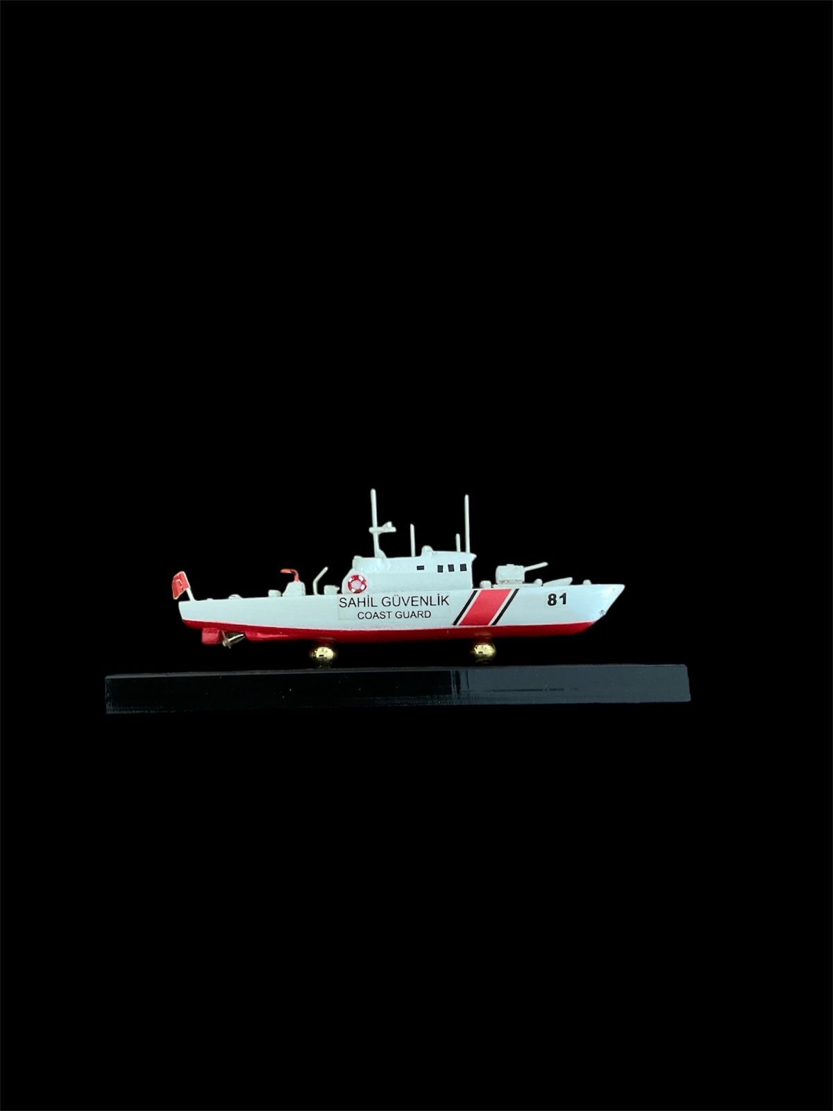 15 cm. Sahil Güvenlik SG-81  Gemisi Modeli (Kaidesi İle Birlikte)