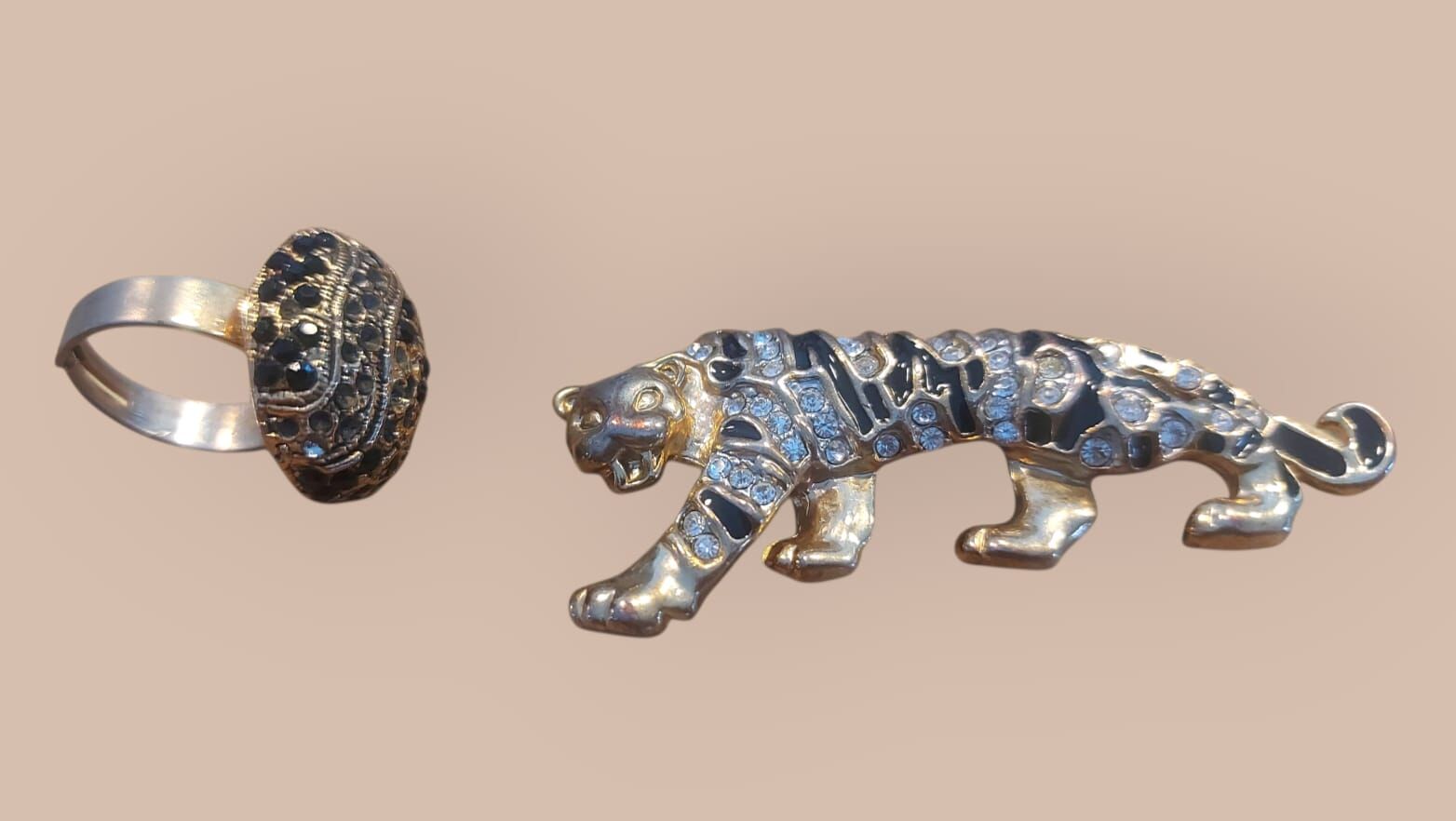 Vintage Broş ve Yüzük Seti