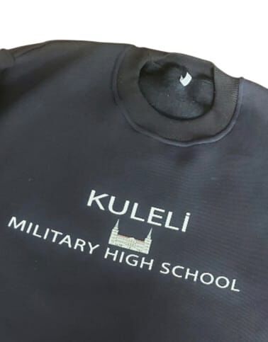 Siyah Renk Kuleli Sweatshirt 3 İplik Unisex (L-XL Beden)