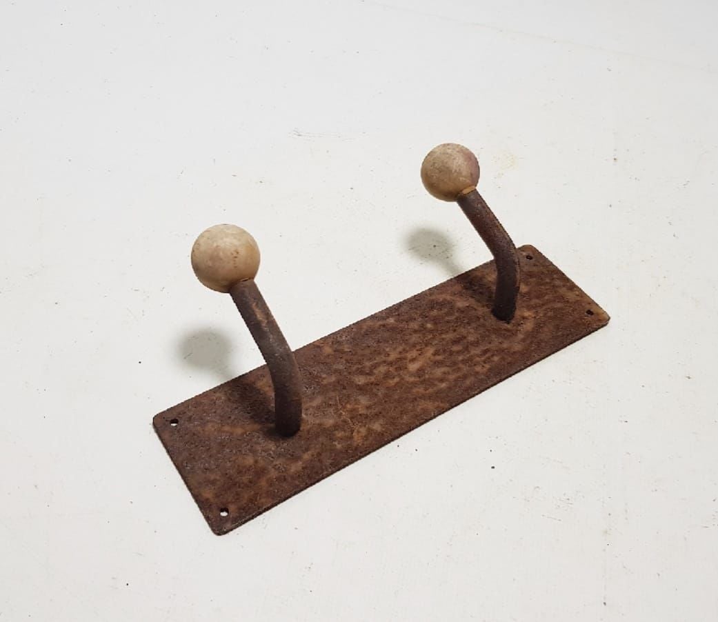 22x11x9 cm. 1930'lar Antika Metal Madenci Askılığı