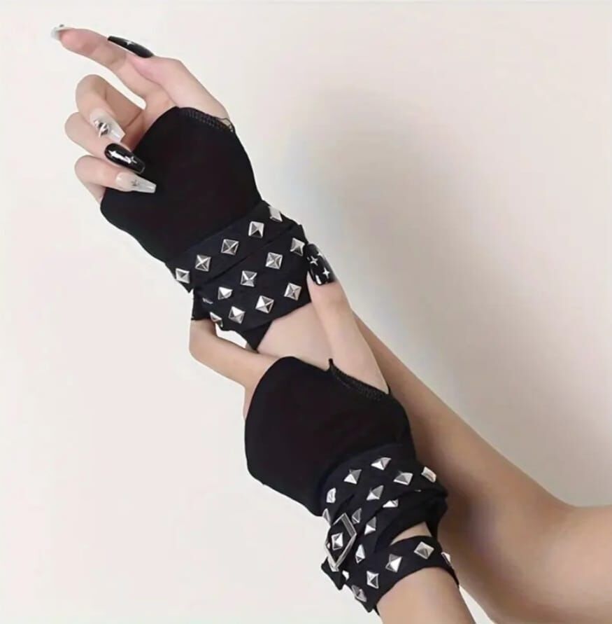 Punk Model Parmaksız Spıke'lı Eldiven Unisex (Çift)