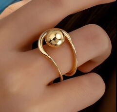 Donna Altın Renk Minimalist Top Yüzük Modeli