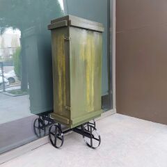 Hedefli Dekoratif Dolap Modeli